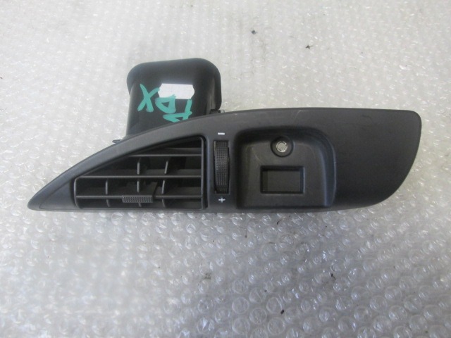 ODVOD ZRAKA OEM N. 1488069077 ORIGINAL REZERVNI DEL PEUGEOT 807 E (2002 - 2008) DIESEL LETNIK 2002