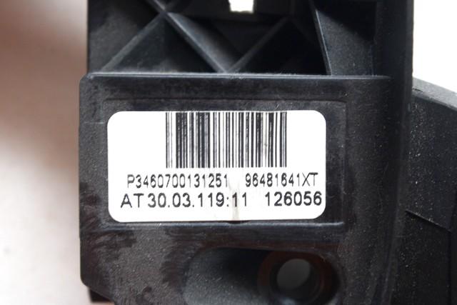 MENJALNIK NA KRMILU OEM N. 6640 COMANDI CAMBIO AL VOLANTE ORIGINAL REZERVNI DEL CITROEN C4 PICASSO/GRAND PICASSO MK1 (2006 - 08/2013) DIESEL LETNIK 2011