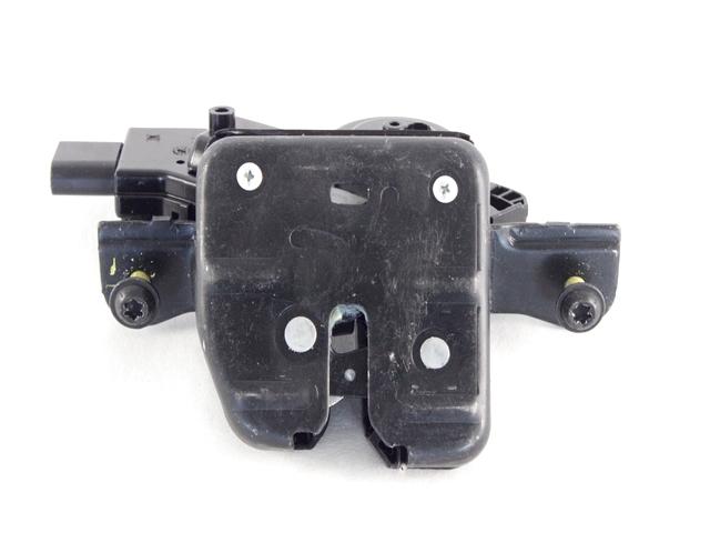 ZAKLEPANJE PRTLJA?NIH VRAT  OEM N. 68289677AE ORIGINAL REZERVNI DEL JEEP COMPASS MP M6 MK2 (DAL 2017)DIESEL LETNIK 2020