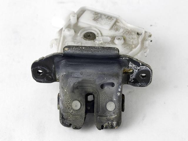 ZAKLEPANJE PRTLJA?NIH VRAT  OEM N. 6935002090 ORIGINAL REZERVNI DEL TOYOTA YARIS P13 MK3 R XP130 (2017 - 2019)BENZINA LETNIK 2018