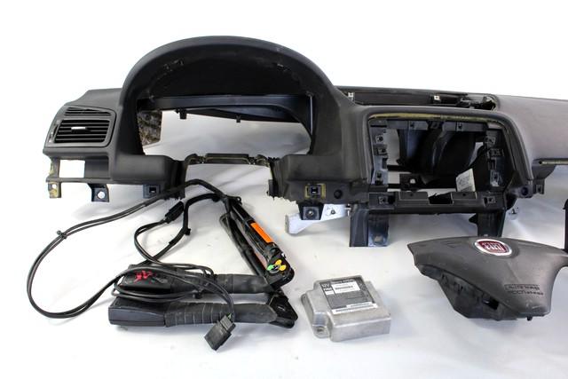 KIT AIRBAG KOMPLET OEM N. 18903 KIT AIRBAG COMPLETO ORIGINAL REZERVNI DEL FIAT CROMA 194 MK2 R (11-2007 - 2010) DIESEL LETNIK 2008