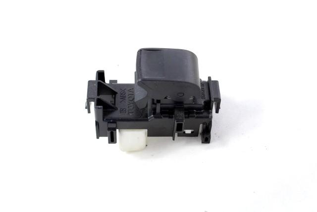 STIKALO SPREDNJIH DESNIH SIP OEM N. 848100D030 ORIGINAL REZERVNI DEL TOYOTA YARIS P13 MK3 XP130 (2011-2017)BENZINA LETNIK 2015