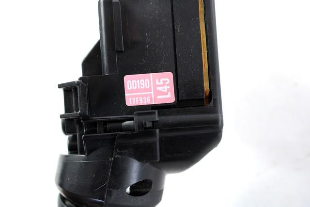 OBVOLANSKO STIKALO OEM N. 846520D190 ORIGINAL REZERVNI DEL TOYOTA YARIS P13 MK3 XP130 (2011-2017)BENZINA LETNIK 2015