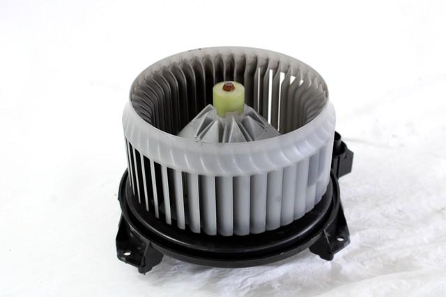 VENTILATOR  KABINE  OEM N. 871030D101 ORIGINAL REZERVNI DEL TOYOTA YARIS P13 MK3 XP130 (2011-2017)BENZINA LETNIK 2015