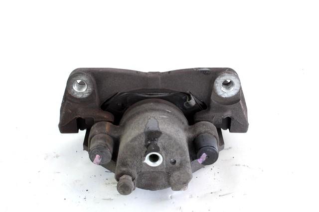 SPREDNJE DESNE ZAVORNE CELJUSTI  OEM N. 477300D070 ORIGINAL REZERVNI DEL TOYOTA YARIS P13 MK3 XP130 (2011-2017)BENZINA LETNIK 2015