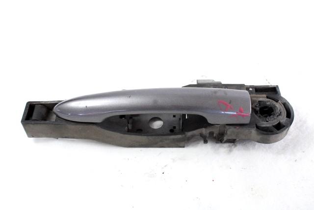 ZUNANJA KLJUKA SPREDNJA DESNA VRATA OEM N. 806070046R ORIGINAL REZERVNI DEL RENAULT CLIO BR0//1 CR0/1 KR0/1 MK3 R (05/2009 - 2013) DIESEL LETNIK 2010