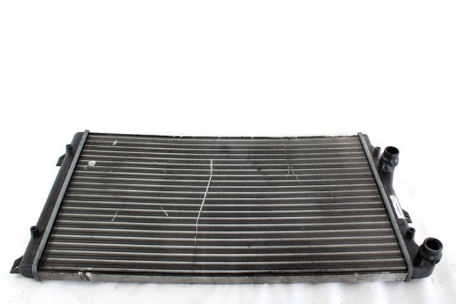 RADIATOR VODE OEM N. 1K0121253AA ORIGINAL REZERVNI DEL SEAT LEON 1P1 MK2 (2005 - 2012) BENZINA LETNIK 2009