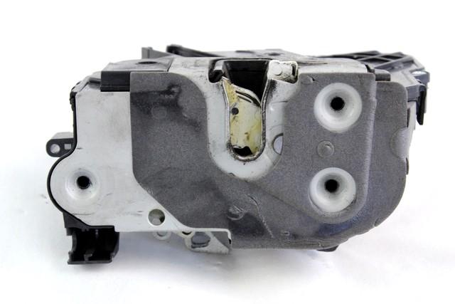 CENTRALNI ZAKLEP SPREDNJIH VRAT  OEM N. AV1A-R21812-AG ORIGINAL REZERVNI DEL FORD BMAX JK (2012 - 2018)DIESEL LETNIK 2016