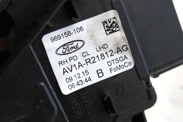 CENTRALNI ZAKLEP SPREDNJIH VRAT  OEM N. AV1A-R21812-AG ORIGINAL REZERVNI DEL FORD BMAX JK (2012 - 2018)DIESEL LETNIK 2016