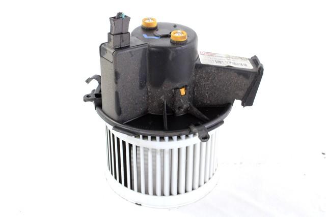 VENTILATOR  KABINE  OEM N. 77364885 ORIGINAL REZERVNI DEL FIAT PANDA 169 (2003 - 08/2009) BENZINA LETNIK 2009