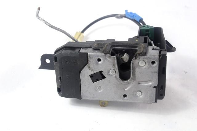 CENTRALNO ZAKLEPANJE PREDNIH LEVIH VRAT OEM N. 13210748 ORIGINAL REZERVNI DEL OPEL ZAFIRA B A05 M75 R (04/2008 - 2011) DIESEL LETNIK 2009