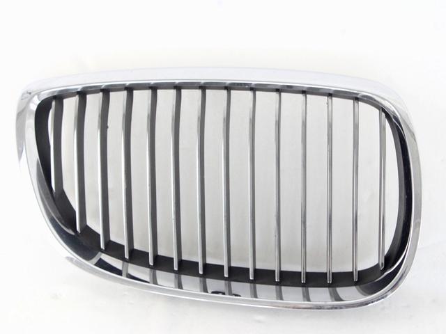 SPREDNJE OKRASNE MASKE OEM N. 51137254970 ORIGINAL REZERVNI DEL BMW SERIE 3 BER/SW/COUPE/CABRIO E90/E91/E92/E93 (2005 -2009) DIESEL LETNIK 2007