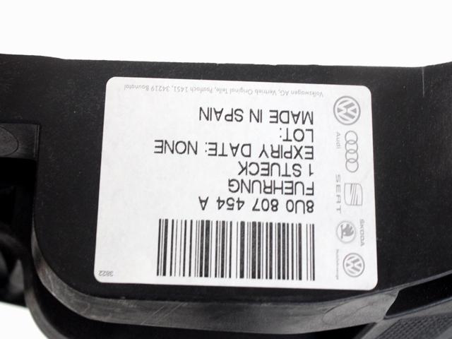 NOSILCI ZADNJEGA ODBIJACA  OEM N. 8U0807454A ORIGINAL REZERVNI DEL AUDI Q3 8U (2011 - 2014)DIESEL LETNIK 2012