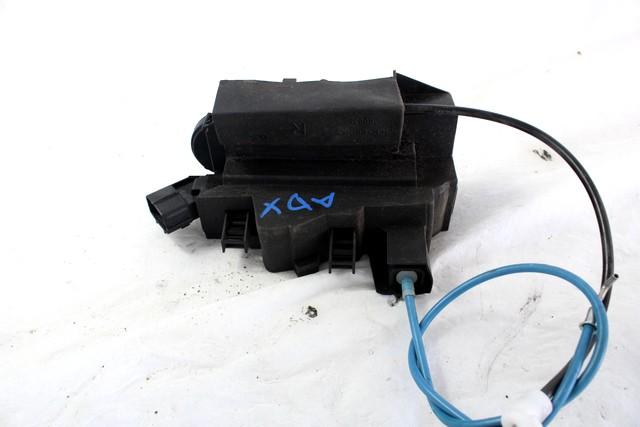 CENTRALNI ZAKLEP SPREDNJIH VRAT  OEM N. 51787968 ORIGINAL REZERVNI DEL FIAT CROMA 194 MK2 R (11-2007 - 2010) DIESEL LETNIK 2008