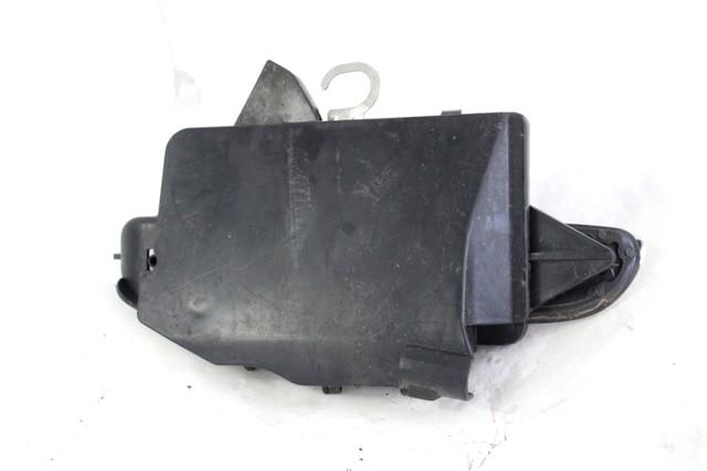 ZUNANJA KLJUKA ZADNJA LEVA VRATA OEM N. 735467571 ORIGINAL REZERVNI DEL FIAT CROMA 194 MK2 R (11-2007 - 2010) DIESEL LETNIK 2008