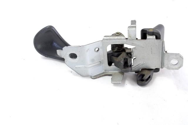 NOTRANJA KLJUKA  OEM N. MR634384 ORIGINAL REZERVNI DEL MITSUBISHI PAJERO SPORT K7 K9 (11/1998 - 2008) DIESEL LETNIK 2004