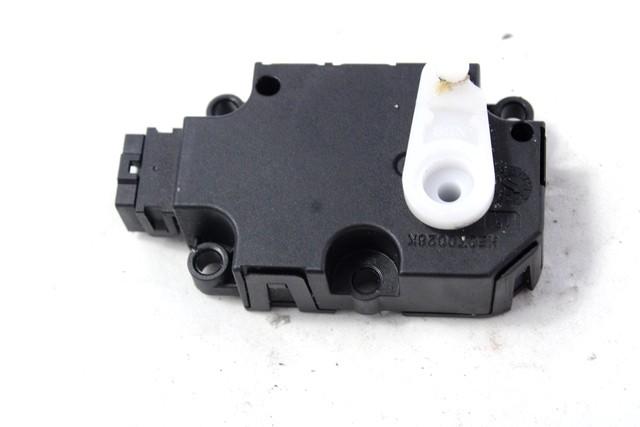 MOTORCEK OGREVANJA OEM N. CZ113930-0857 ORIGINAL REZERVNI DEL AUDI A8 D4/4H (2009 -2013)DIESEL LETNIK 2013