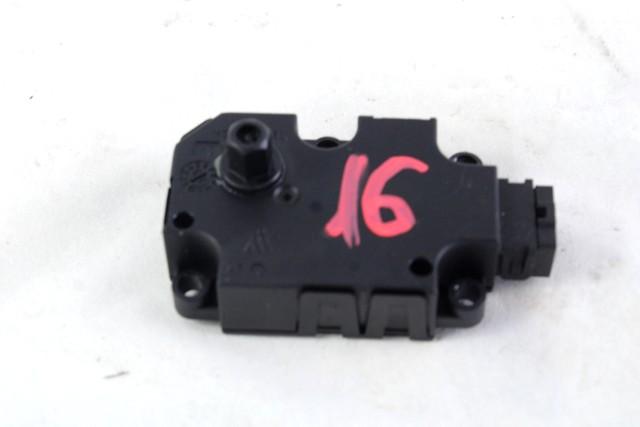 MOTORCEK OGREVANJA OEM N. ZBAT0048D08 ORIGINAL REZERVNI DEL AUDI A8 D4/4H (2009 -2013)DIESEL LETNIK 2013