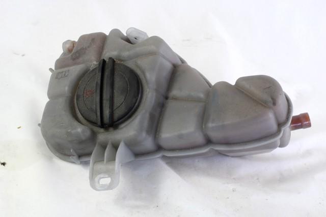 HLADILNA VODA ZA RADIJATORJE OEM N. 4H0121403H ORIGINAL REZERVNI DEL AUDI A8 D4/4H (2009 -2013)DIESEL LETNIK 2013