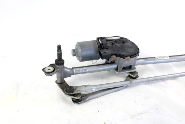 MOTORCEK PREDNJIH BRISALCEV OEM N. 4H1955119C ORIGINAL REZERVNI DEL AUDI A8 D4/4H (2009 -2013)DIESEL LETNIK 2013