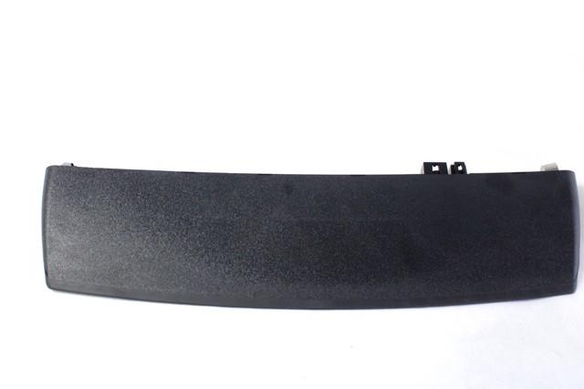 TRETJA ZAVORNA LUC OEM N. 4H0945097A ORIGINAL REZERVNI DEL AUDI A8 D4/4H (2009 -2013)DIESEL LETNIK 2013