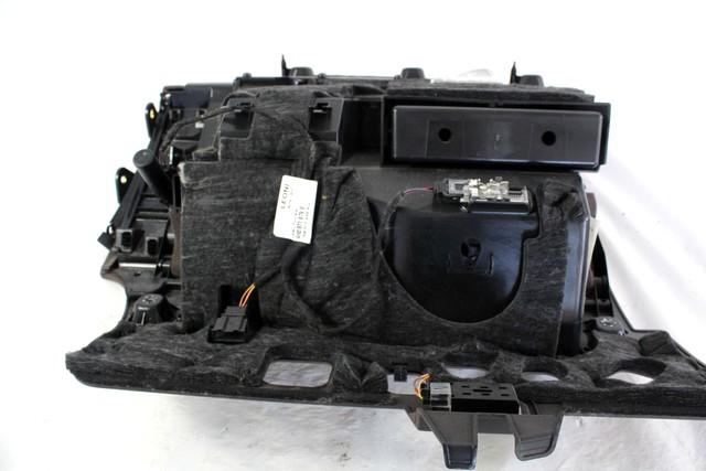 PREDAL ZA DOKUMENTE OEM N. 4H1857096FDP3 ORIGINAL REZERVNI DEL AUDI A8 D4/4H (2009 -2013)DIESEL LETNIK 2013