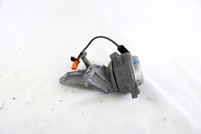 NOSILCI MOTORJA/DRUGO OEM N. 4H0399151BA ORIGINAL REZERVNI DEL AUDI A8 D4/4H (2009 -2013)DIESEL LETNIK 2013