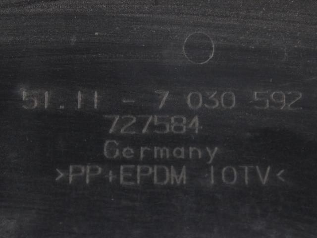 OKRASNI PROFILI SPREDNJEGA ODBIJACA  OEM N. 51117030592 ORIGINAL REZERVNI DEL BMW SERIE 3 E46 BER/SW/COUPE/CABRIO LCI R (2002 - 2005) DIESEL LETNIK 2002