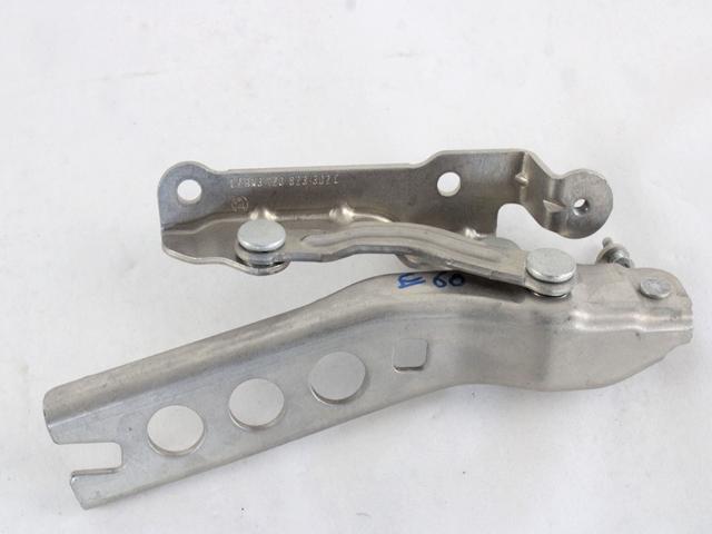 PANTI POKROVA MOTORJA OEM N. 1Z0823302C ORIGINAL REZERVNI DEL SKODA OCTAVIA MK2 1Z3 MK2 BER/SW (2004 - 2008)DIESEL LETNIK 2008