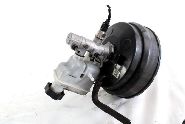 SERVO OJACEVALNIK ZAVOR S PUMPO OEM N. 59110-1D600 ORIGINAL REZERVNI DEL KIA CARENS UN MK3 (2006 - 2013) DIESEL LETNIK 2008