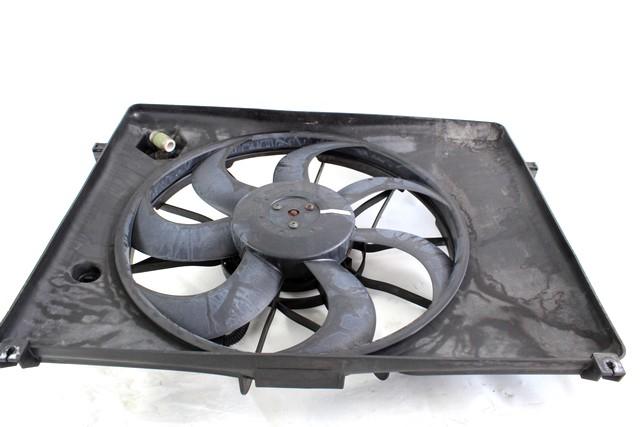 VENTILATOR HLADILNIKA OEM N. 253801D400 ORIGINAL REZERVNI DEL KIA CARENS UN MK3 (2006 - 2013) DIESEL LETNIK 2008