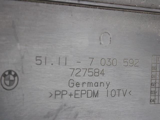 OKRASNI PROFILI SPREDNJEGA ODBIJACA  OEM N. 51117030592 ORIGINAL REZERVNI DEL BMW SERIE 3 E46 BER/SW/COUPE/CABRIO LCI R (2002 - 2005) DIESEL LETNIK 2002