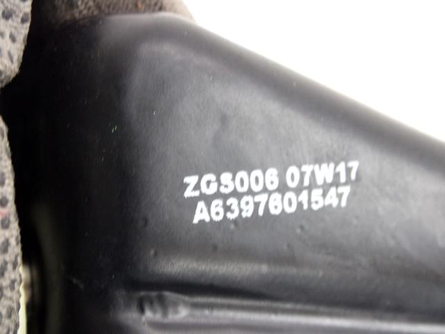 PANTI DRSNIH VRAT  OEM N. A6397601547 ORIGINAL REZERVNI DEL MERCEDES VITO W639 W638 (2003 - 2014)DIESEL LETNIK 2004