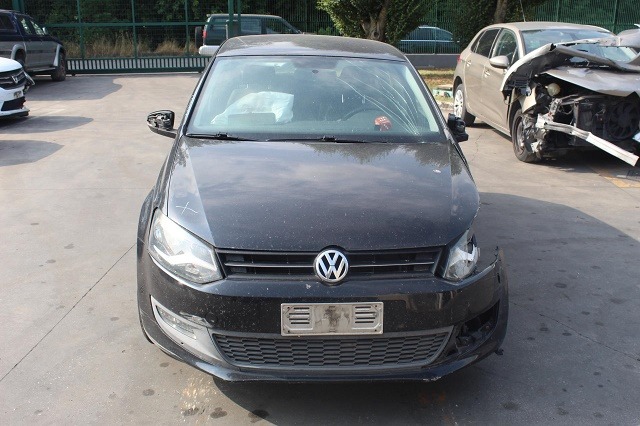 VOLKSWAGEN POLO 1.6 D 55KW 5M 5P (2010) RICAMBI IN MAGAZZINO