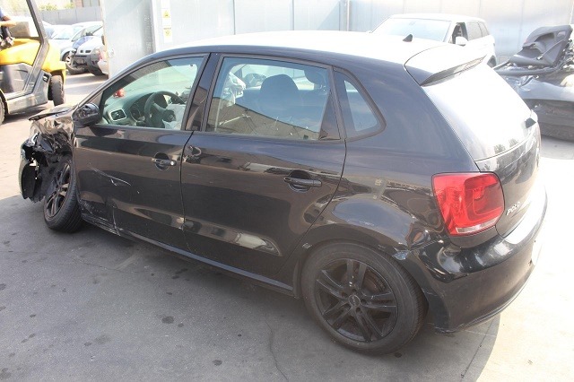 VOLKSWAGEN POLO 1.6 D 55KW 5M 5P (2010) RICAMBI IN MAGAZZINO