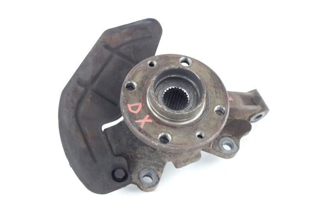 VRTLJIVI LEZAJ DESNO / PESTO KOLESA Z LEZAJEM SPREDAJ OEM N. 51759680 ORIGINAL REZERVNI DEL FIAT DOBLO 223 MK1 R (2005 - 2009) DIESEL LETNIK 2006