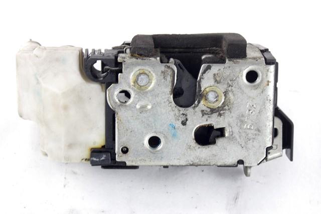 CENTRALNI ZAKLEP SPREDNJIH VRAT  OEM N. 51843470 ORIGINAL REZERVNI DEL FIAT DOBLO 223 MK1 R (2005 - 2009) DIESEL LETNIK 2006