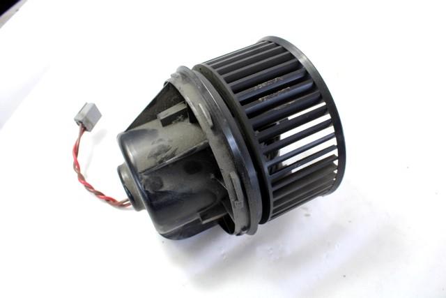 VENTILATOR  KABINE  OEM N. AV6N-18456-AA ORIGINAL REZERVNI DEL FORD FOCUS MK3 R 4P/5P/SW (2014 - 2018)BENZINA/GPL LETNIK 2015