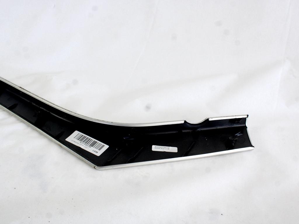 NOTRANJE OKRASNE LETVE  OEM N. BJ32044E07AB ORIGINAL REZERVNI DEL LAND ROVER RANGE ROVER EVOQUE L538 (2012 - 2016)DIESEL LETNIK 2013