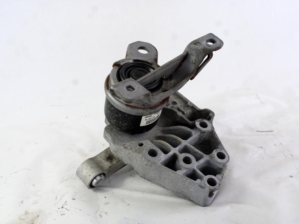 NOSILCI MOTORJA/DRUGO OEM N. BJ32-6F012-AB ORIGINAL REZERVNI DEL LAND ROVER RANGE ROVER EVOQUE L538 (2012 - 2016)DIESEL LETNIK 2013