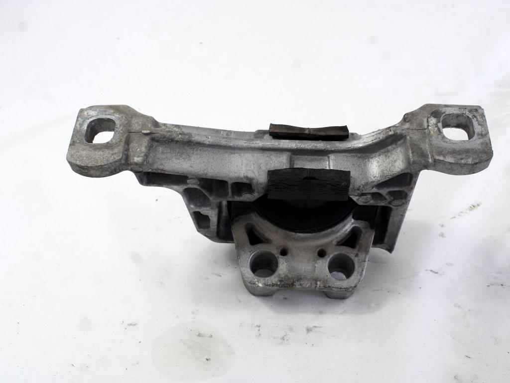 NOSILCI MOTORJA/DRUGO OEM N. 1862540 ORIGINAL REZERVNI DEL FORD FOCUS DA HCP DP MK2 R BER/SW (2008 - 2011) BENZINA/GPL LETNIK 2009