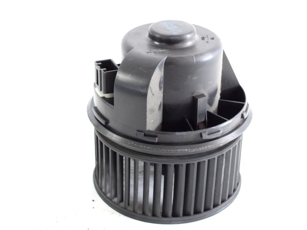 VENTILATOR  KABINE  OEM N. 3M5H-18456-AD ORIGINAL REZERVNI DEL FORD FOCUS DA HCP DP MK2 R BER/SW (2008 - 2011) BENZINA/GPL LETNIK 2009