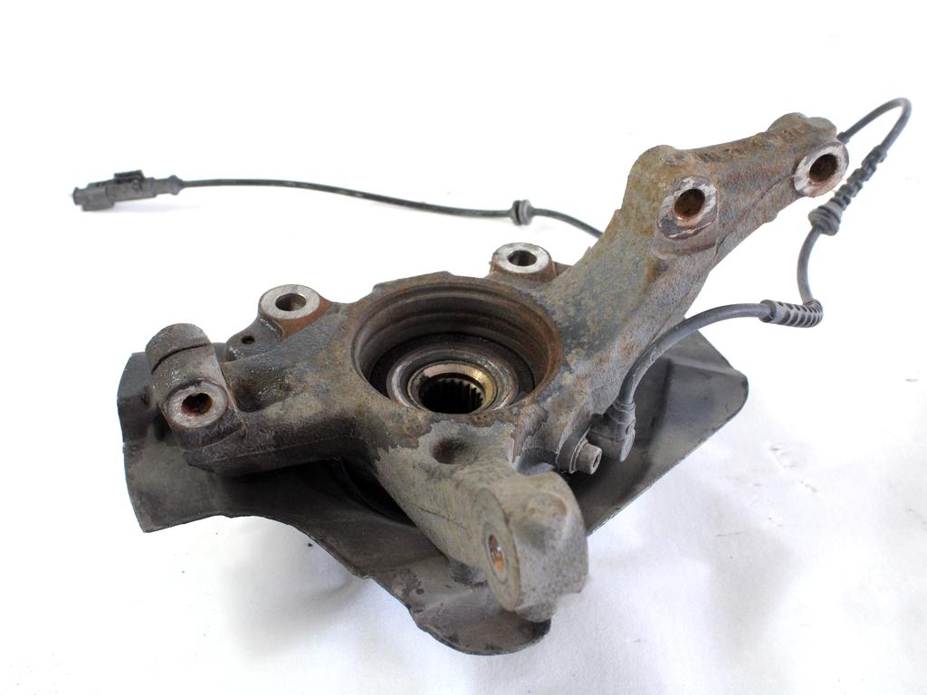 VRTLJIVI LEZAJ DESNO / PESTO KOLESA Z LEZAJEM SPREDAJ OEM N. 51776375 ORIGINAL REZERVNI DEL FIAT PUNTO EVO 199 (2009 - 2012)  BENZINA/METANO LETNIK 2010