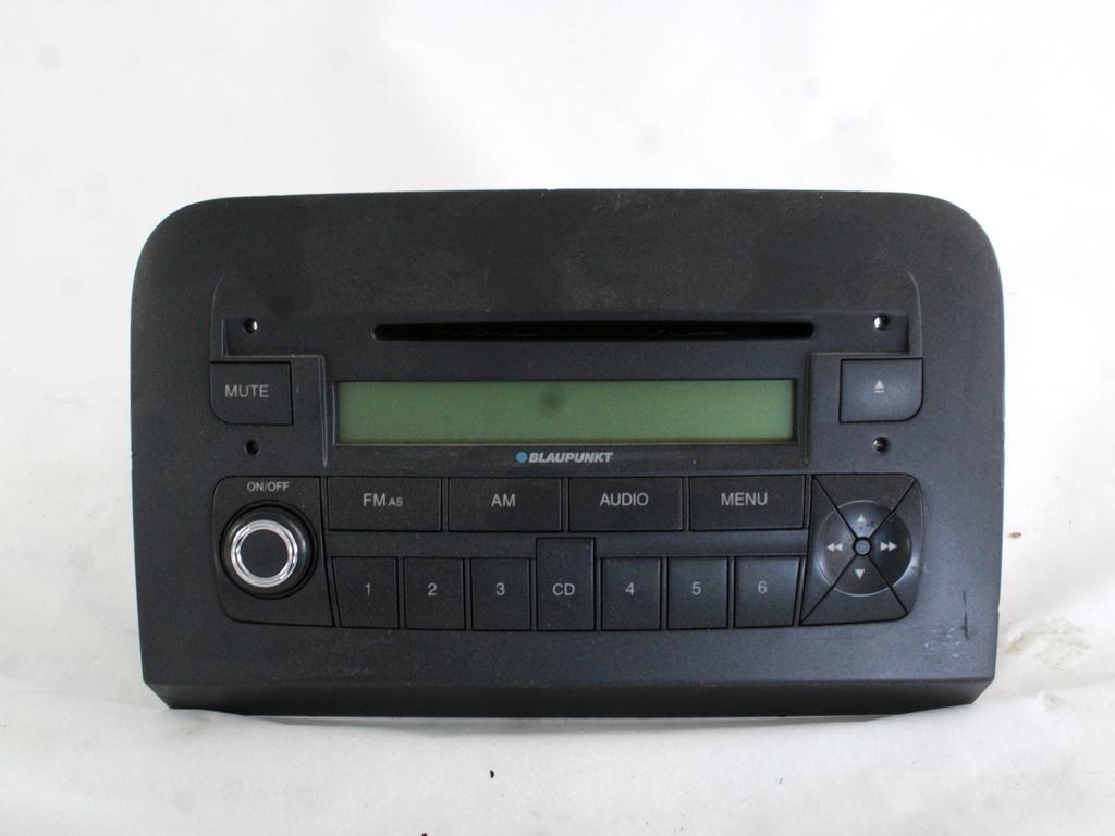 RADIO CD / OJACEVALNIK / IMETNIK HIFI OEM N. 735432332 ORIGINAL REZERVNI DEL FIAT CROMA 194 MK2 R (11-2007 - 2010) DIESEL LETNIK 2007