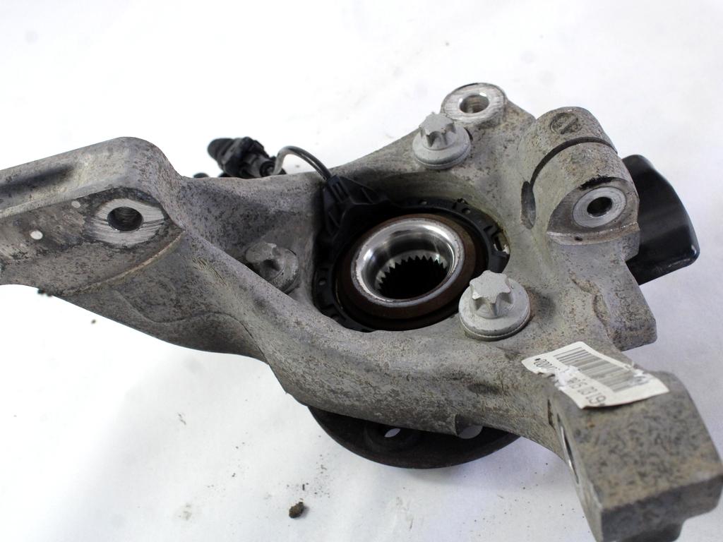 LEVI VRTLJIVI LEZAJ / PESTO KOLESA Z LEZAJEM SPREDAJ OEM N. 51789815 ORIGINAL REZERVNI DEL FIAT CROMA 194 MK2 R (11-2007 - 2010) DIESEL LETNIK 2007