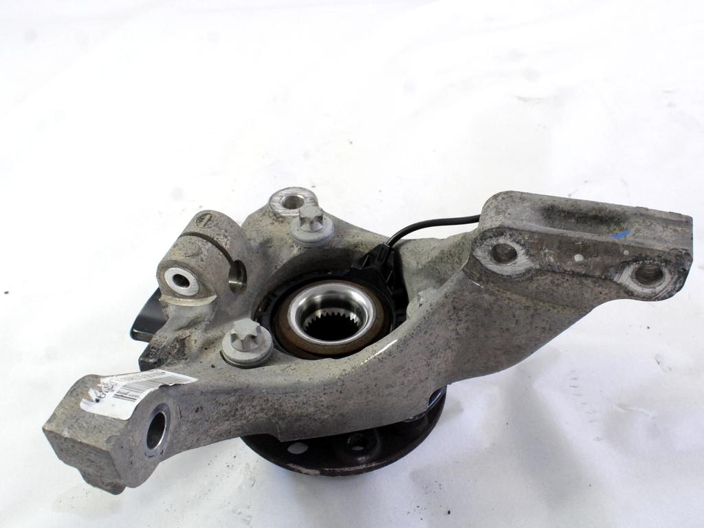 VRTLJIVI LEZAJ DESNO / PESTO KOLESA Z LEZAJEM SPREDAJ OEM N. 51789814 ORIGINAL REZERVNI DEL FIAT CROMA 194 MK2 R (11-2007 - 2010) DIESEL LETNIK 2007