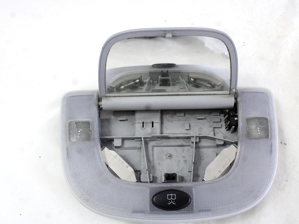 NOTRANJA SVETILA OEM N. A2208200301 ORIGINAL REZERVNI DEL MERCEDES CLASSE S W220 (1998 - 2006)DIESEL LETNIK 2000