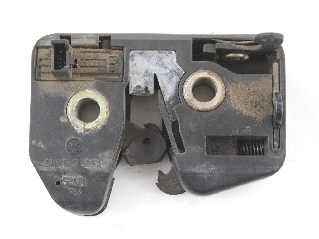 ZAKLEPANJE PRTLJA?NIH VRAT  OEM N. 6X0827505A ORIGINAL REZERVNI DEL VOLKSWAGEN POLO 6N2 (10/1999 - 04/2002)BENZINA LETNIK 2000