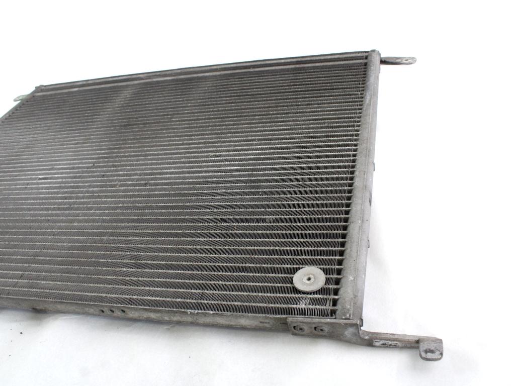 HLADILNIK KLIME OEM N. A2205000054 ORIGINAL REZERVNI DEL MERCEDES CLASSE S W220 (1998 - 2006)DIESEL LETNIK 2000