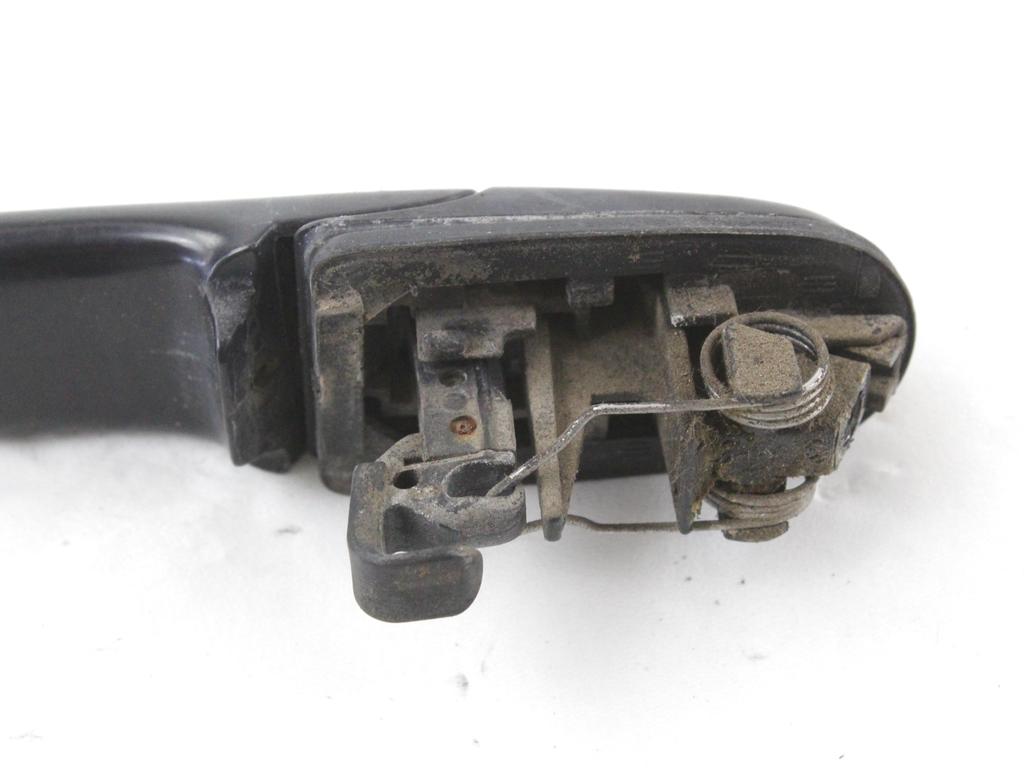 ZUNANJA KLJUKA ZADNJA DESNA VRATA OEM N. 7M3839205A3FZ ORIGINAL REZERVNI DEL VOLKSWAGEN POLO 6N2 (10/1999 - 04/2002)BENZINA LETNIK 2000